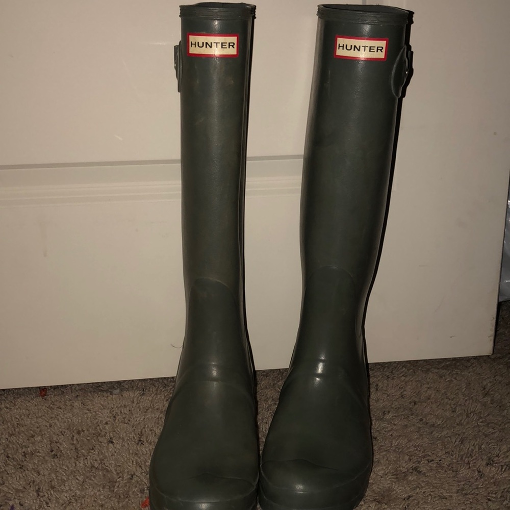 Grey hunter boots